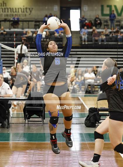 Thumbnail 2 in Pleasant Grove vs. Mountain Ridge (UHSAA 6A Quarterfinal) photogallery.