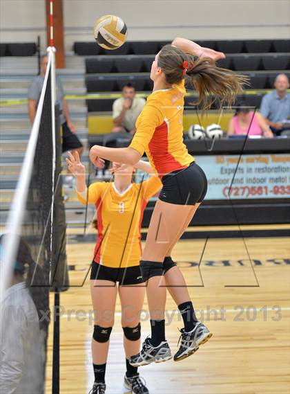 Thumbnail 3 in Clearwater Central Catholic @ St. Petersburg Catholic photogallery.