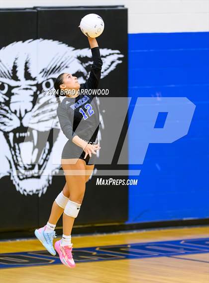 Thumbnail 3 in Cox Mill @ Lake Norman photogallery.