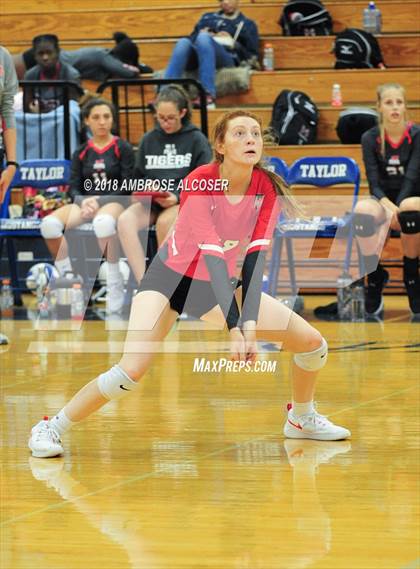Thumbnail 3 in Mayde Creek vs. Fort Bend Travis (CFISD/Katy Classic) photogallery.