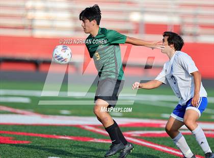 Thumbnail 3 in Lake Zurich @ Glenbrook North photogallery.