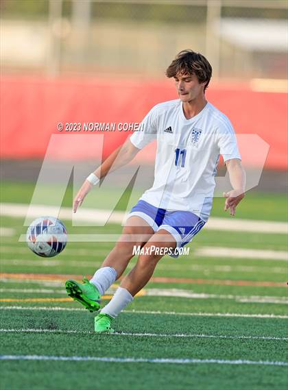 Thumbnail 1 in Lake Zurich @ Glenbrook North photogallery.