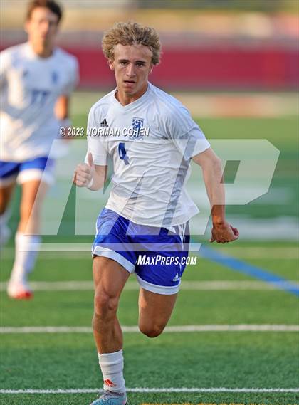 Thumbnail 3 in Lake Zurich @ Glenbrook North photogallery.