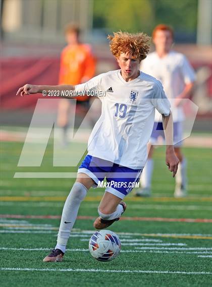 Thumbnail 1 in Lake Zurich @ Glenbrook North photogallery.