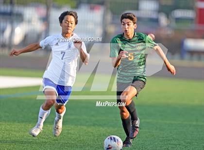 Thumbnail 3 in Lake Zurich @ Glenbrook North photogallery.