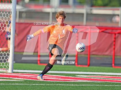 Thumbnail 1 in Lake Zurich @ Glenbrook North photogallery.
