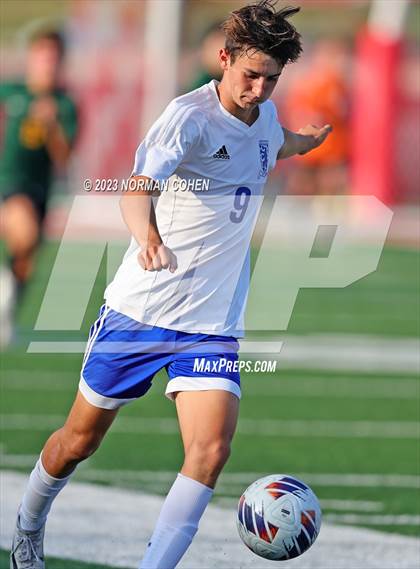 Thumbnail 3 in Lake Zurich @ Glenbrook North photogallery.