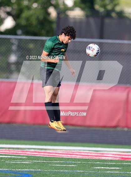 Thumbnail 3 in Lake Zurich @ Glenbrook North photogallery.