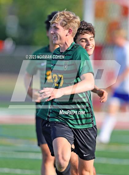 Thumbnail 3 in Lake Zurich @ Glenbrook North photogallery.