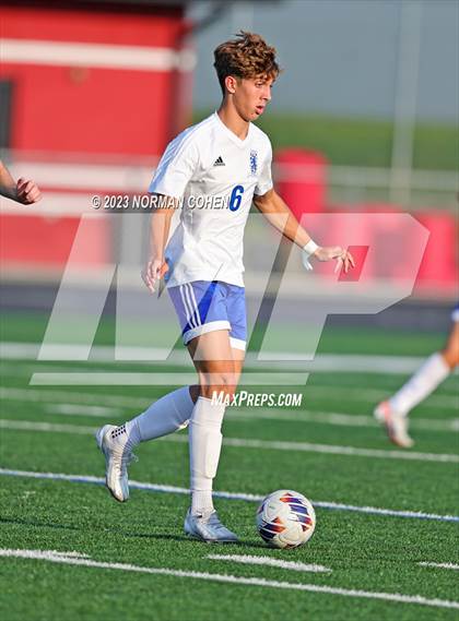 Thumbnail 2 in Lake Zurich @ Glenbrook North photogallery.