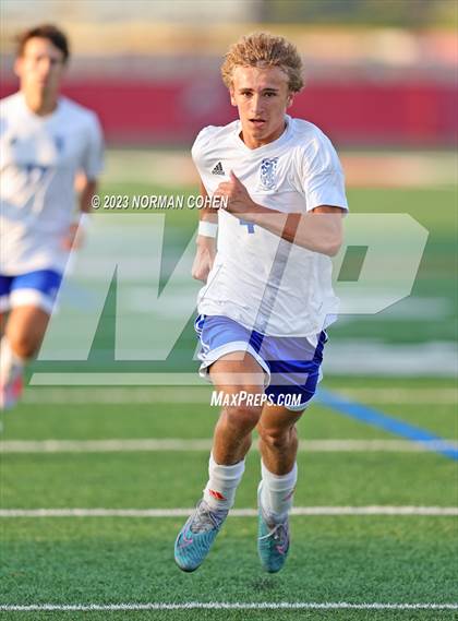 Thumbnail 1 in Lake Zurich @ Glenbrook North photogallery.