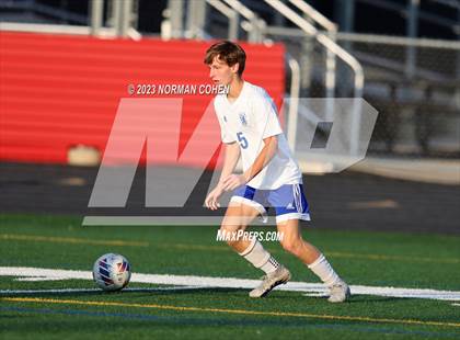 Thumbnail 2 in Lake Zurich @ Glenbrook North photogallery.