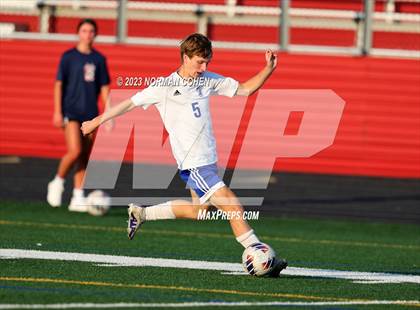 Thumbnail 3 in Lake Zurich @ Glenbrook North photogallery.