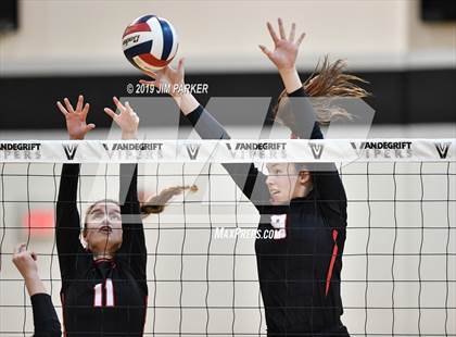 Thumbnail 2 in Vista Ridge @ Vandegrift photogallery.