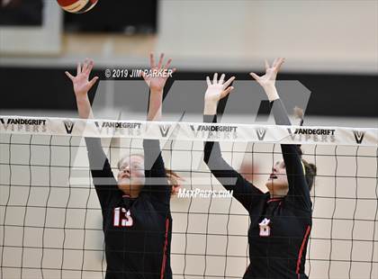 Thumbnail 3 in Vista Ridge @ Vandegrift photogallery.