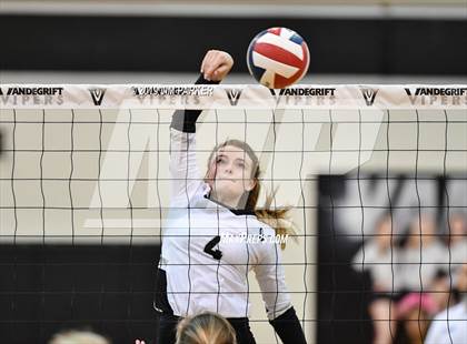 Thumbnail 1 in Vista Ridge @ Vandegrift photogallery.