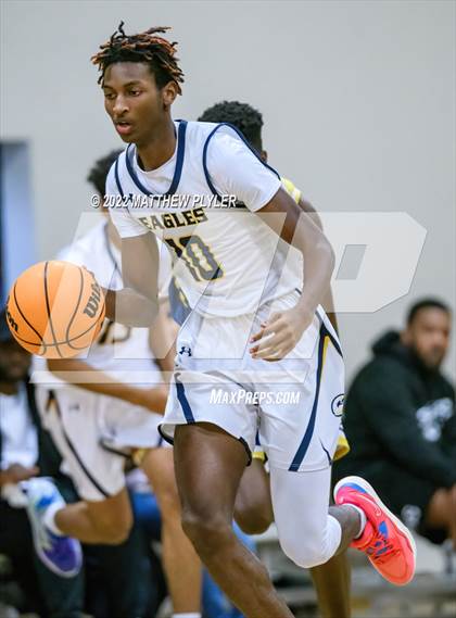 Thumbnail 1 in Northwood Temple Academy vs. Heirway Christian Academy (Isaac Levy Veterans Day Tournament) photogallery.