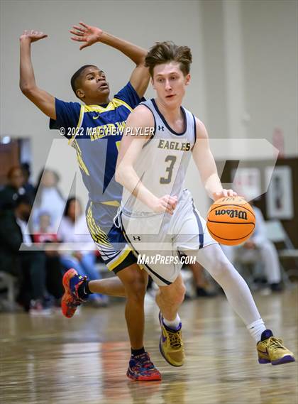 Thumbnail 3 in Northwood Temple Academy vs. Heirway Christian Academy (Isaac Levy Veterans Day Tournament) photogallery.