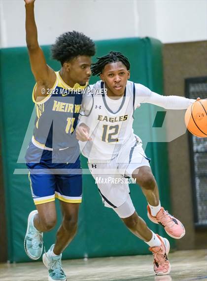 Thumbnail 3 in Northwood Temple Academy vs. Heirway Christian Academy (Isaac Levy Veterans Day Tournament) photogallery.