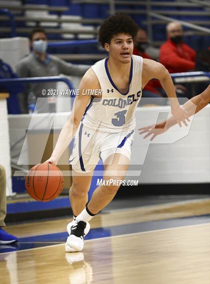 Thumbnail 3 in Madison Central @ Covington Catholic photogallery.