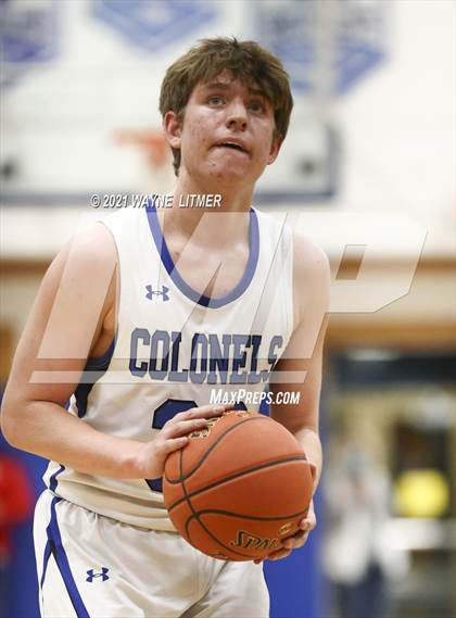 Thumbnail 2 in Madison Central @ Covington Catholic photogallery.