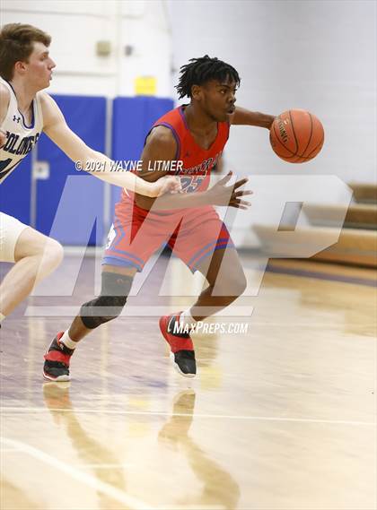 Thumbnail 1 in Madison Central @ Covington Catholic photogallery.