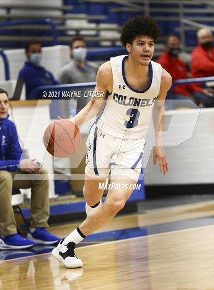 Thumbnail 1 in Madison Central @ Covington Catholic photogallery.