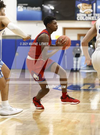 Thumbnail 3 in Madison Central @ Covington Catholic photogallery.