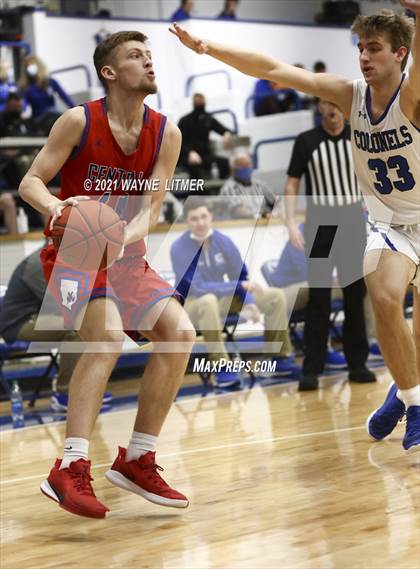 Thumbnail 3 in Madison Central @ Covington Catholic photogallery.