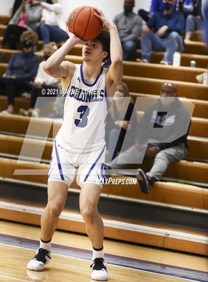 Thumbnail 3 in Madison Central @ Covington Catholic photogallery.
