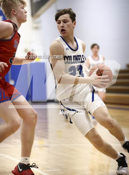 Thumbnail 1 in Madison Central @ Covington Catholic photogallery.