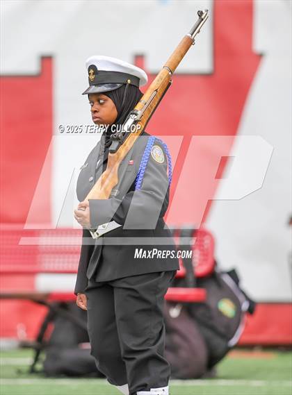 Thumbnail 3 in Mountain Ridge vs. Corner Canyon (UHSAA 6A Semi Final) photogallery.