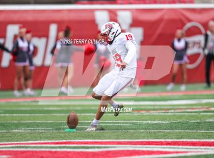 Thumbnail 2 in Mountain Ridge vs. Corner Canyon (UHSAA 6A Semi Final) photogallery.