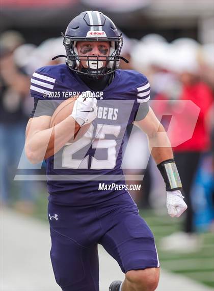 Thumbnail 3 in Mountain Ridge vs. Corner Canyon (UHSAA 6A Semi Final) photogallery.