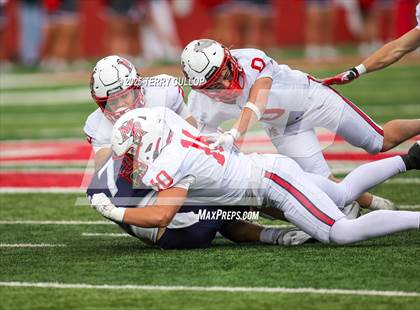 Thumbnail 3 in Mountain Ridge vs. Corner Canyon (UHSAA 6A Semi Final) photogallery.