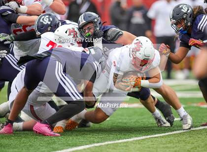 Thumbnail 3 in Mountain Ridge vs. Corner Canyon (UHSAA 6A Semi Final) photogallery.