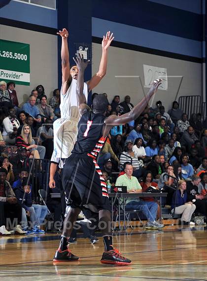 Thumbnail 2 in Grissom @ Lee photogallery.