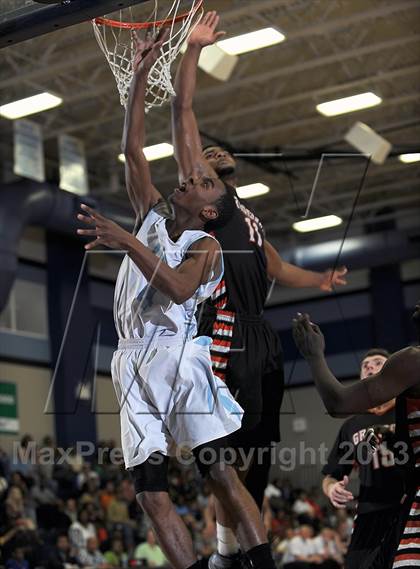 Thumbnail 2 in Grissom @ Lee photogallery.