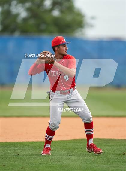 Thumbnail 2 in Doral Academy vs. New Castle photogallery.