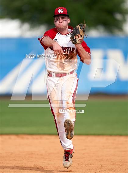 Thumbnail 2 in Doral Academy vs. New Castle photogallery.