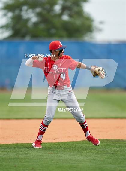 Thumbnail 3 in Doral Academy vs. New Castle photogallery.