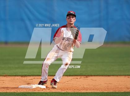 Thumbnail 3 in Doral Academy vs. New Castle photogallery.