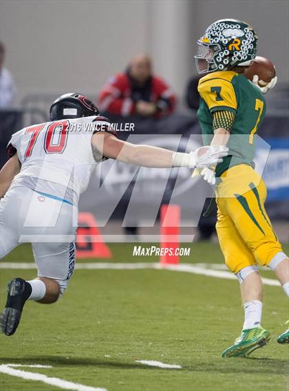 Thumbnail 3 in Camas vs. Richland (WIAA 4A Final)  photogallery.