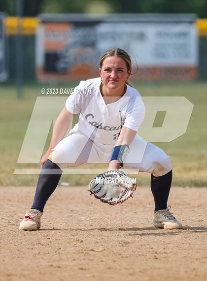 Thumbnail 3 in Cascade vs Edgewood-Colesburg (West Delaware Invitational) photogallery.