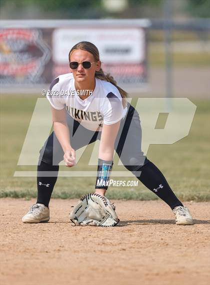 Thumbnail 3 in Cascade vs Edgewood-Colesburg (West Delaware Invitational) photogallery.