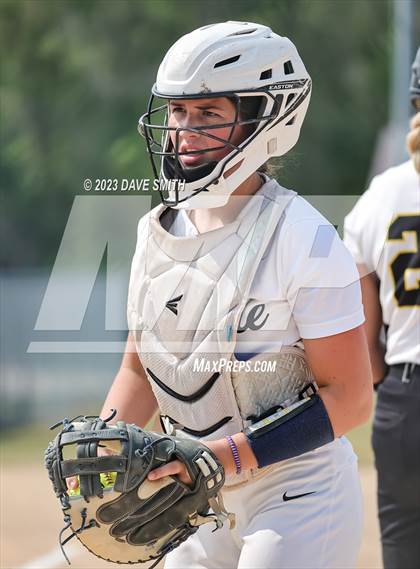 Thumbnail 2 in Cascade vs Edgewood-Colesburg (West Delaware Invitational) photogallery.
