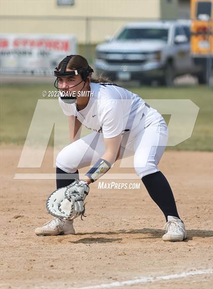 Thumbnail 1 in Cascade vs Edgewood-Colesburg (West Delaware Invitational) photogallery.