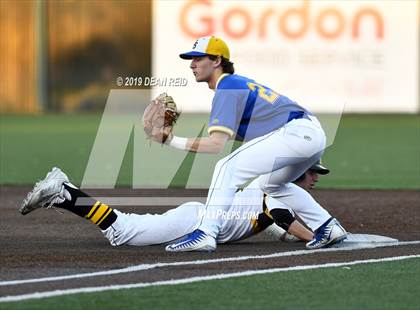 Thumbnail 1 in Sandburg @ Andrew (IHSA 4A Regional Semifinal) photogallery.