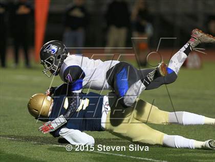 Thumbnail 1 in Immanuel vs. Mater Dei Catholic (CIF State Division 5-AA  Final) photogallery.