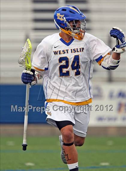 Thumbnail 2 in West Islip vs Niskayuna (NYSPHSAA Class A Semifinal) photogallery.